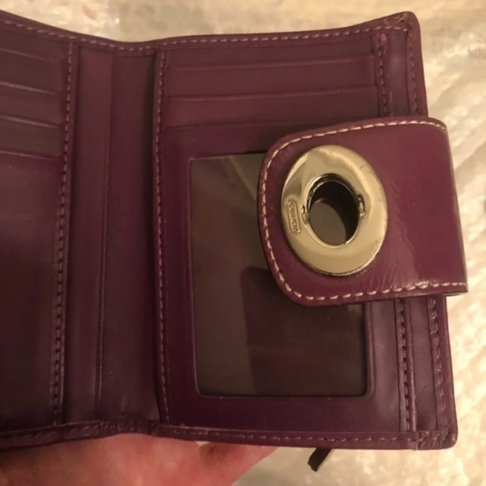 Coach signature purple burgundy maroon vintage y2k c compact turnlock wallet